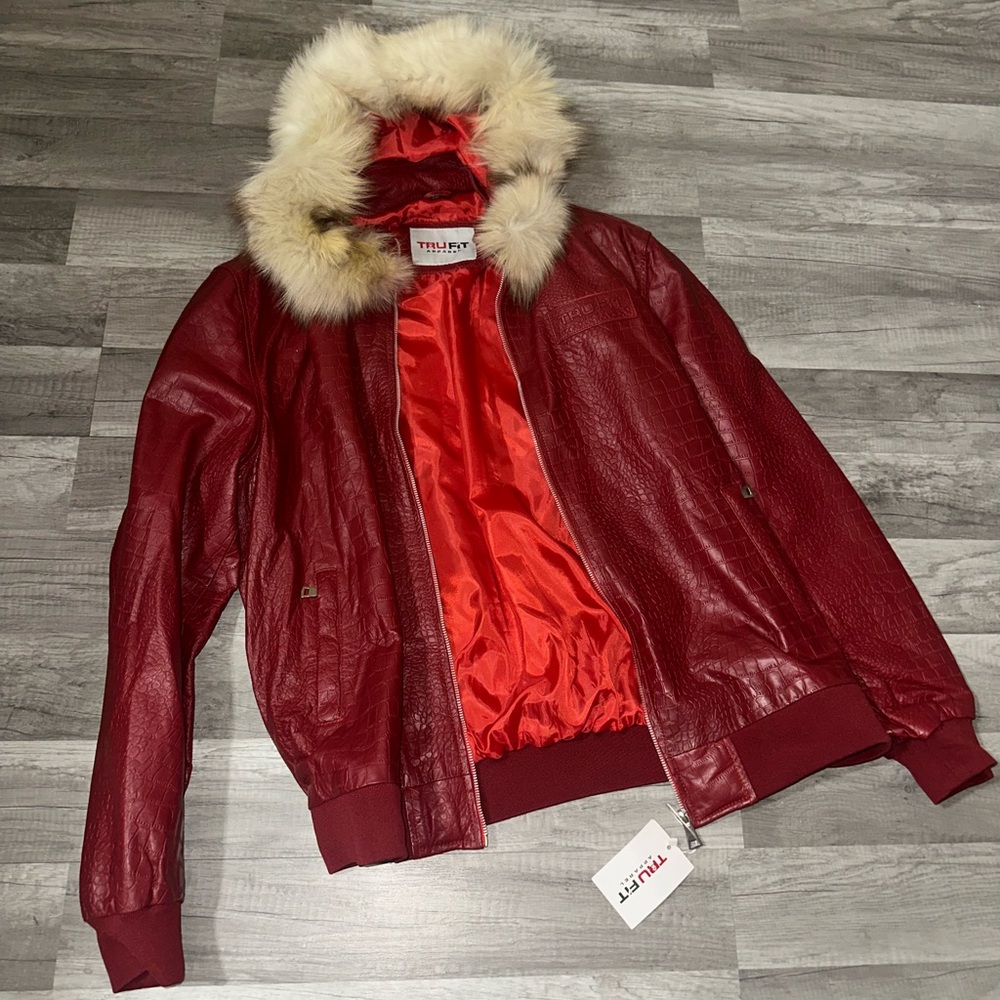 Red crocodile print 100% sheep leather